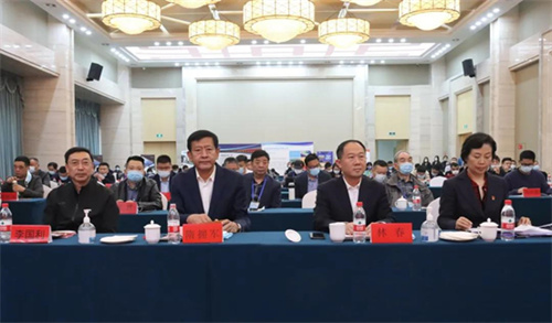 必威西汉姆联参加省体育场馆协会工作年会 聚焦体育产业高质量发展